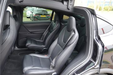 Voertuigafbeelding 12