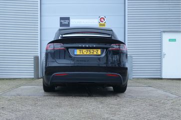 Voertuigafbeelding 8