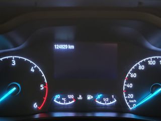 Voertuigafbeelding 9