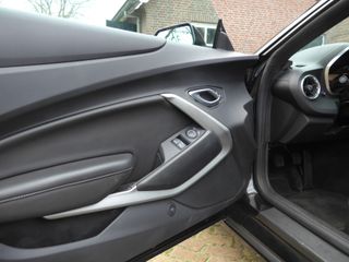 Voertuigafbeelding 4