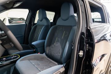 Voertuigafbeelding 10