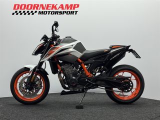 Voertuigafbeelding 8