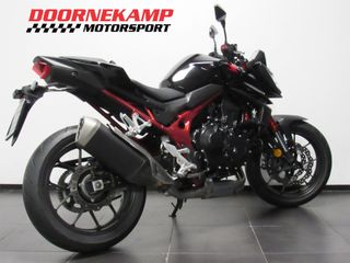 Voertuigafbeelding 5