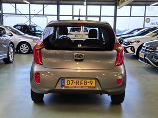 Voertuigafbeelding 10