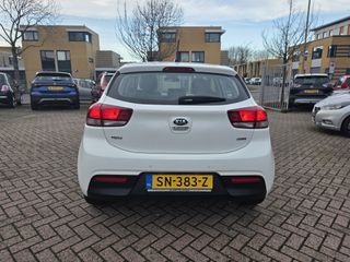 Voertuigafbeelding 5