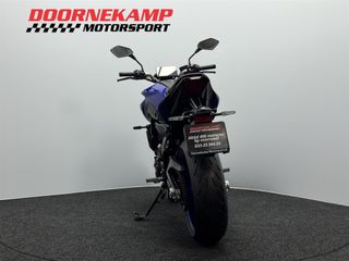 Voertuigafbeelding 12