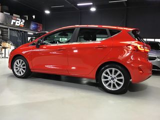 Voertuigafbeelding 4