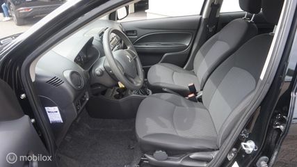 Voertuigafbeelding 8