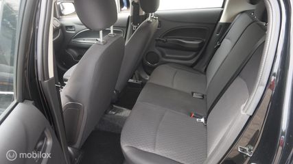 Voertuigafbeelding 9