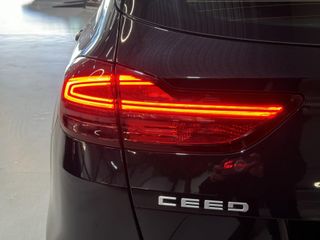 Voertuigafbeelding 14