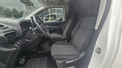 Voertuigafbeelding 7