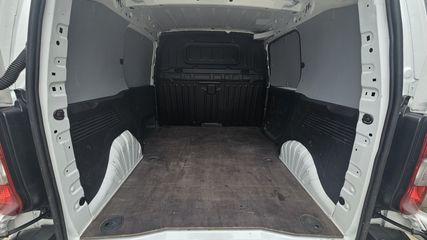 Voertuigafbeelding 8