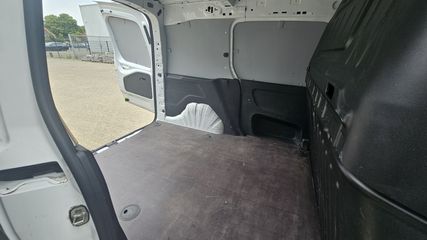 Voertuigafbeelding 9