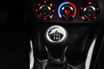 Voertuigafbeelding 15