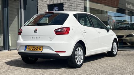 Voertuigafbeelding 3