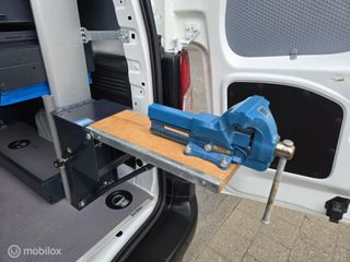 Voertuigafbeelding 19