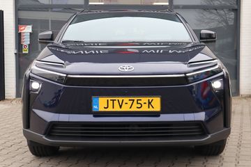 Voertuigafbeelding 3