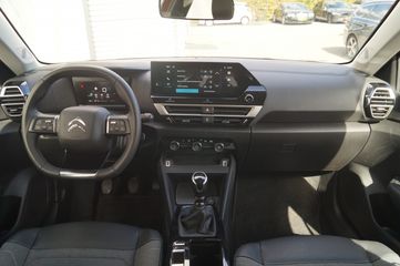 Voertuigafbeelding 8