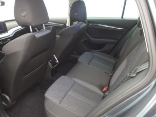 Voertuigafbeelding 36