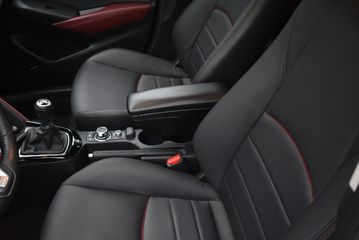 Voertuigafbeelding 13