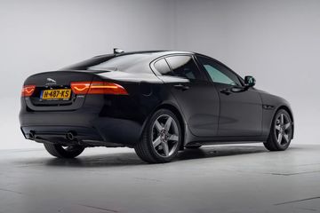 Voertuigafbeelding 48