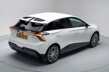 Voertuigafbeelding 12