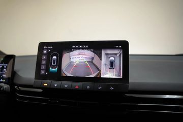 Voertuigafbeelding 6