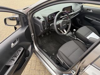 Voertuigafbeelding 8