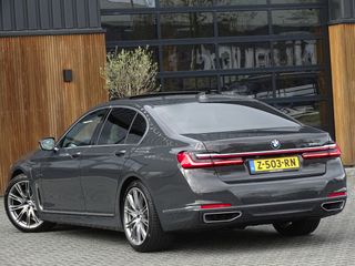 Voertuigafbeelding 6