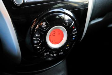 Voertuigafbeelding 12