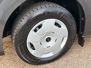 Voertuigafbeelding 23