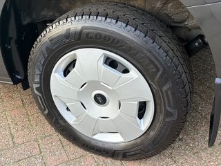 Voertuigafbeelding 24