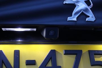 Voertuigafbeelding 9