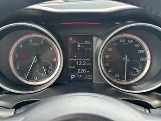 Voertuigafbeelding 7