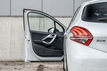 Voertuigafbeelding 17