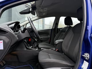 Voertuigafbeelding 6