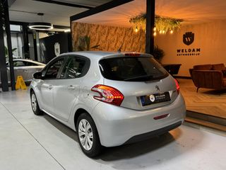 Voertuigafbeelding 2