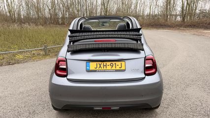 Voertuigafbeelding 3