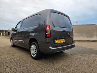 Voertuigafbeelding 11