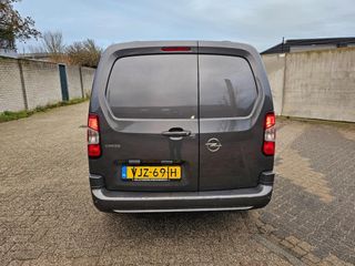 Voertuigafbeelding 3