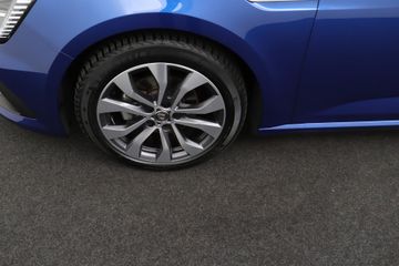 Voertuigafbeelding 6