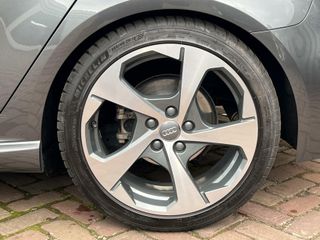 Voertuigafbeelding 10