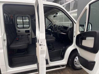 Voertuigafbeelding 7