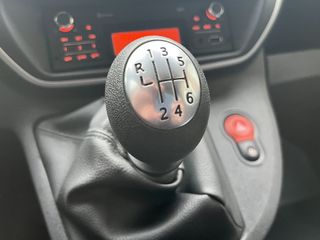 Voertuigafbeelding 13