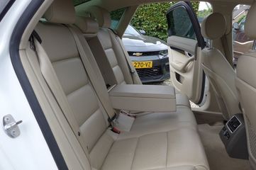 Voertuigafbeelding 5