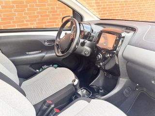 Voertuigafbeelding 12