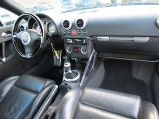 Voertuigafbeelding 8