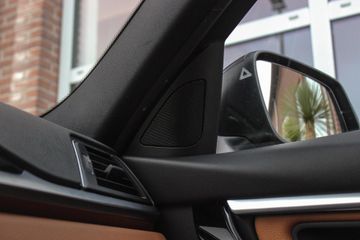 Voertuigafbeelding 42