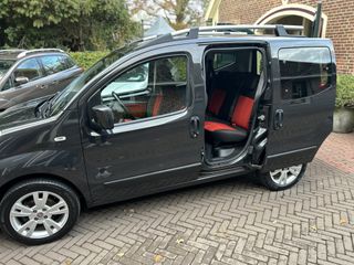 Voertuigafbeelding 10