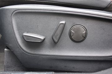 Voertuigafbeelding 9